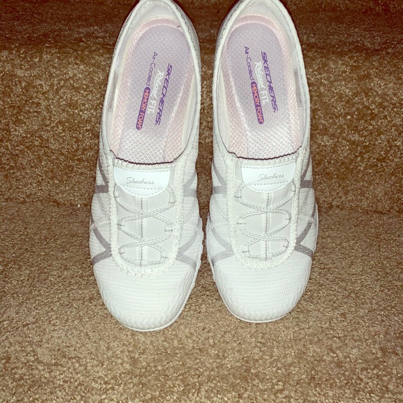 Slip on shoes - Picture 1 of 6